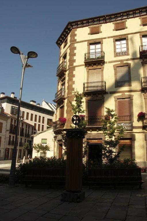 Hostal Paris Jaca Zimmer foto